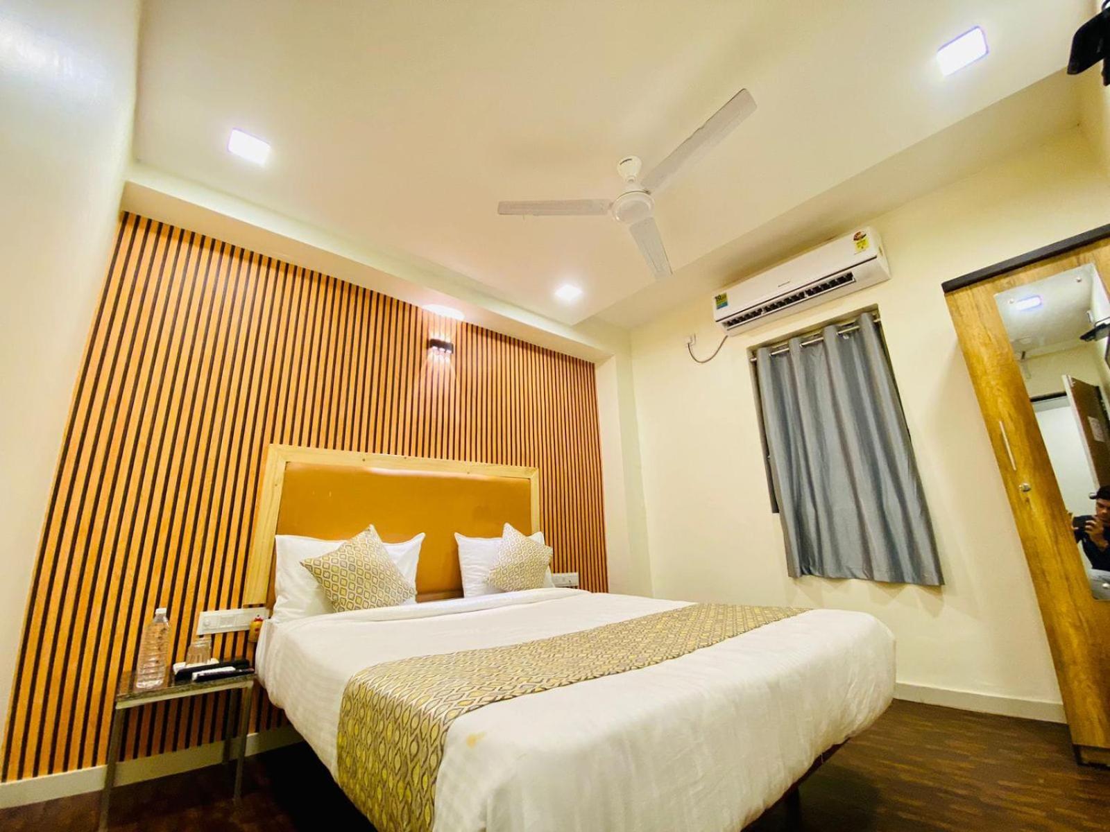 Hotel Alexa By Abc Ahmedabad Ngoại thất bức ảnh